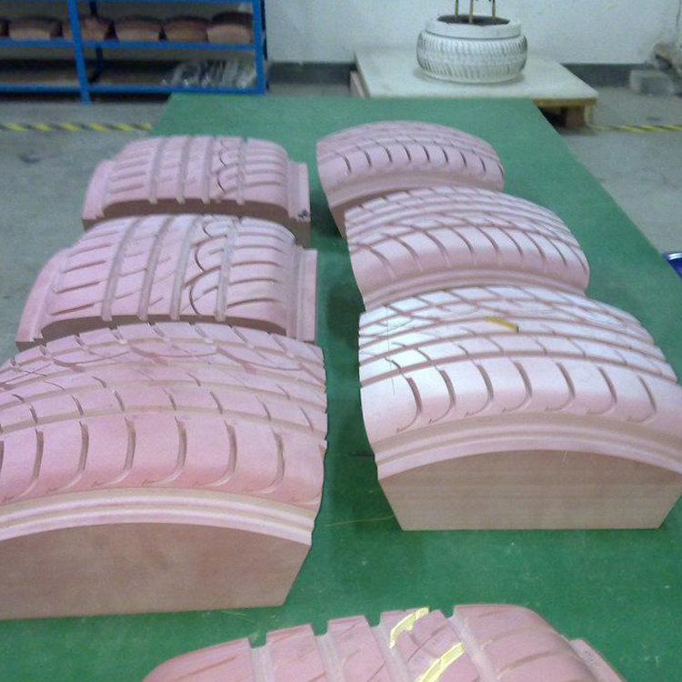 翻模輪胎模具硅膠用多少硬度的膠 ？